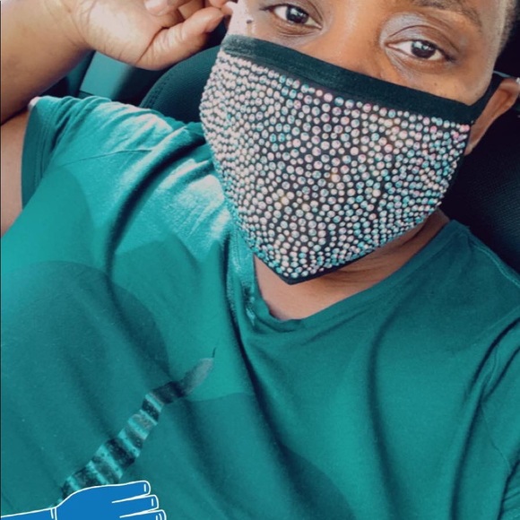 Bling Rhinestone Mask - Picture 2 of 3